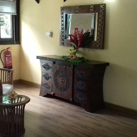 Shay Lyah Self Catering Apartamento Victoria Exterior foto