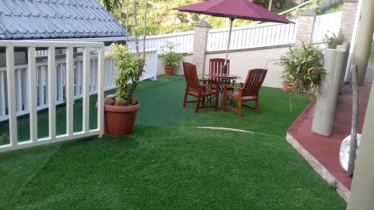 Shay Lyah Self Catering Apartamento Victoria Exterior foto